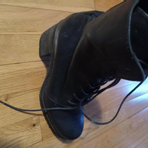 Frye Black Karen Combat Boot Size 8 - Picture 4 of 7